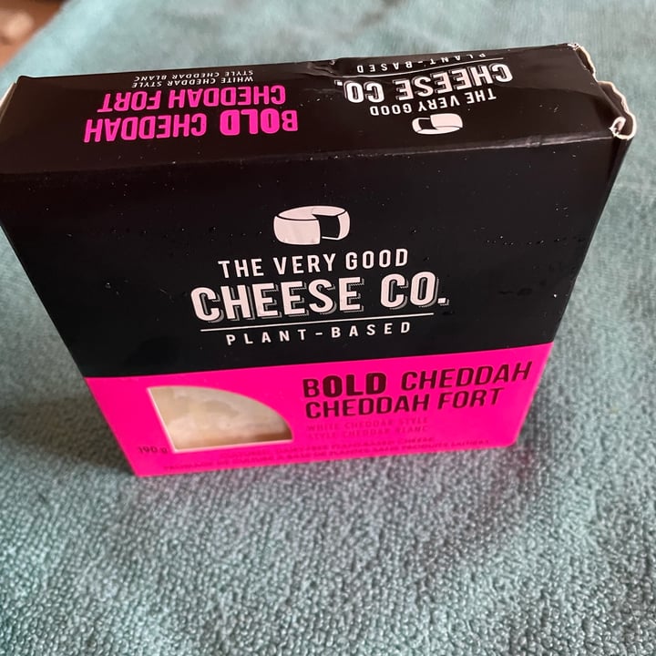 photo of The Very Good Cheese Co. Bold Cheddah shared by @soladonna on  10 Jun 2022 - review