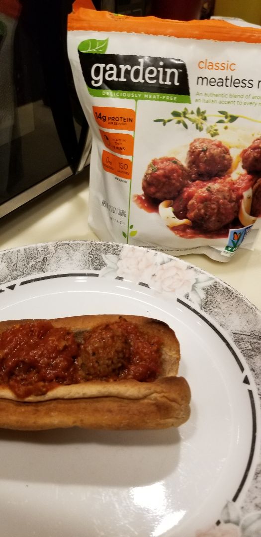 photo of Gardein Classic Meatless Meatballs shared by @mollyfdg on  28 Jun 2019 - review