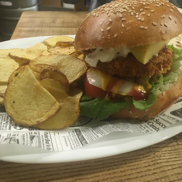 review photo of El Perro Gamberro Hamburguesa No pollo shared by @lauramartin on 01 Oct 2022 - review