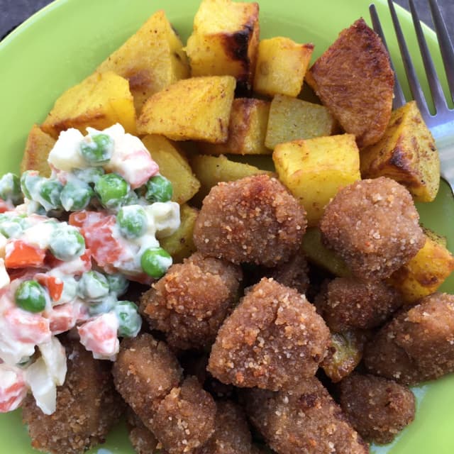Photo of the dish “Seitan, Patate, Insalata Russa”