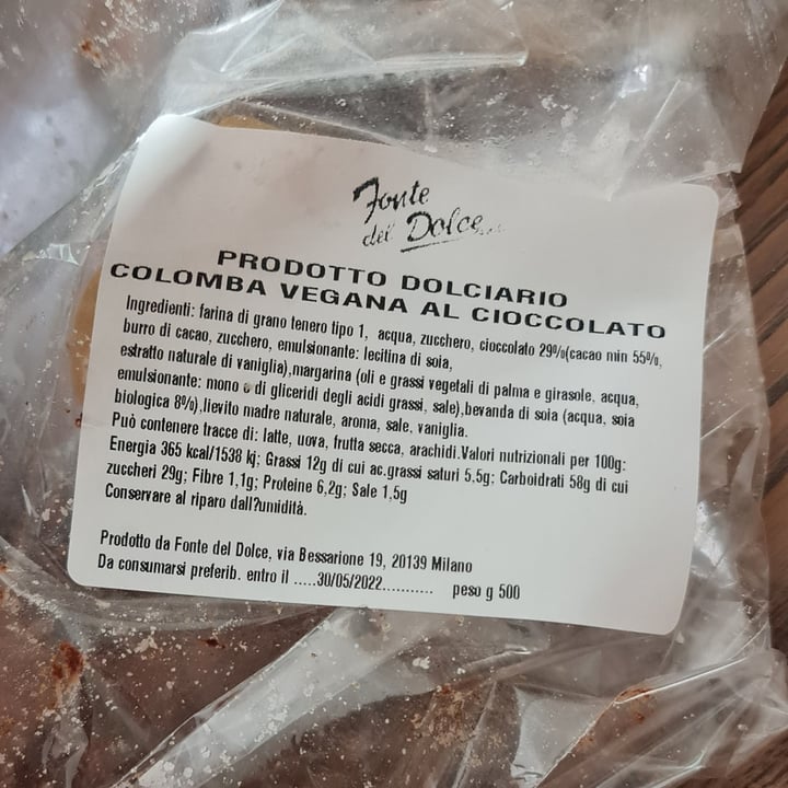 review photo of La Fonte Del Dolce Colomba vegana con gocce di cioccolato shared by @creepysunset on 18 Apr 2022 - review
