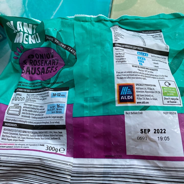photo of Plant Menu Aldi plant menu onion and rosemary sausages shared by @fmclean8 on  31 Mar 2022 - review