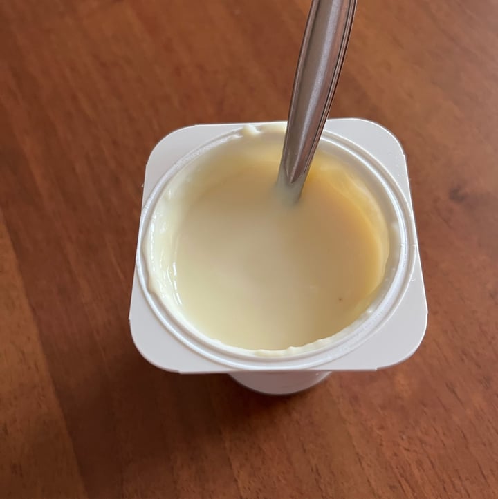 review photo of Valsoia Yogurt al cocco shared by @yleniab on 10 Sep 2022 - review