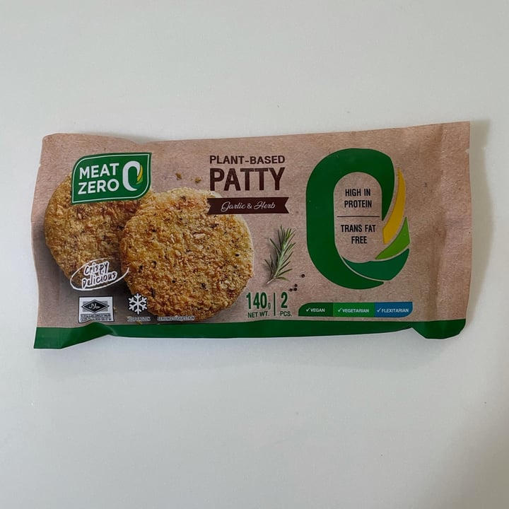 review photo of Meat Zero Plant-based Patty Garlic & herb shared by @cattitude on 02 Oct 2021 - review