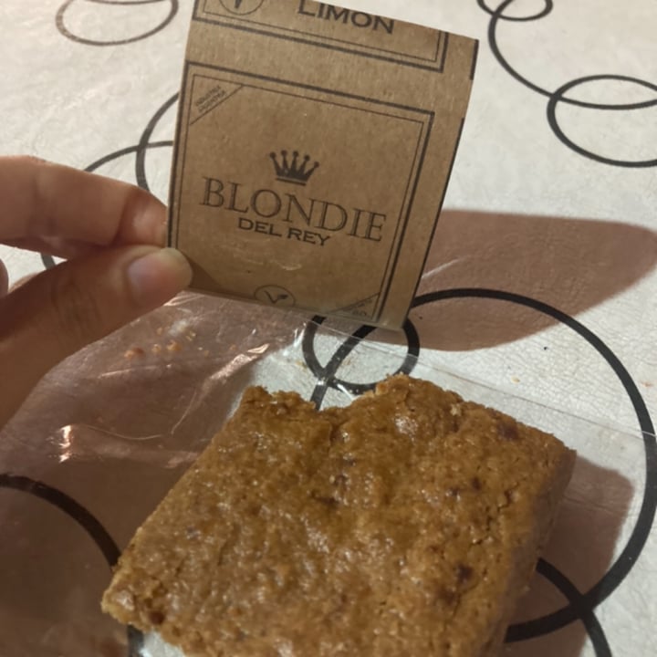 review photo of Brownie del Rey Brownie Sabor Limón shared by @maiceva on 20 Jan 2022 - review