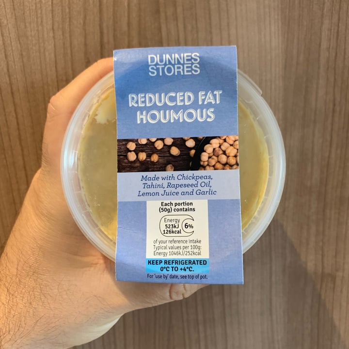 photo of Dunnes Stores Reduced fat houmous shared by @raphavegan on  29 Aug 2022 - review