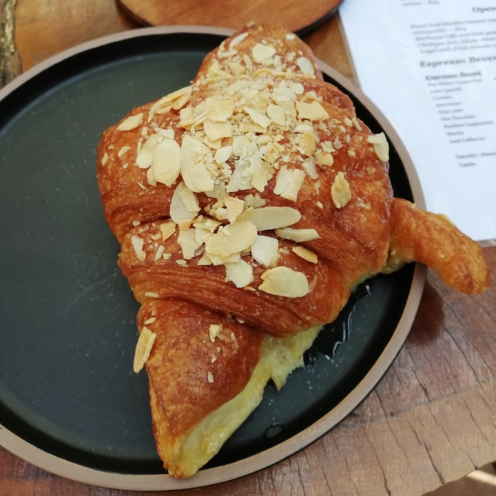 photo of Dolce Bakery Almond Croissant shared by @simonel on  15 Mar 2021 - review