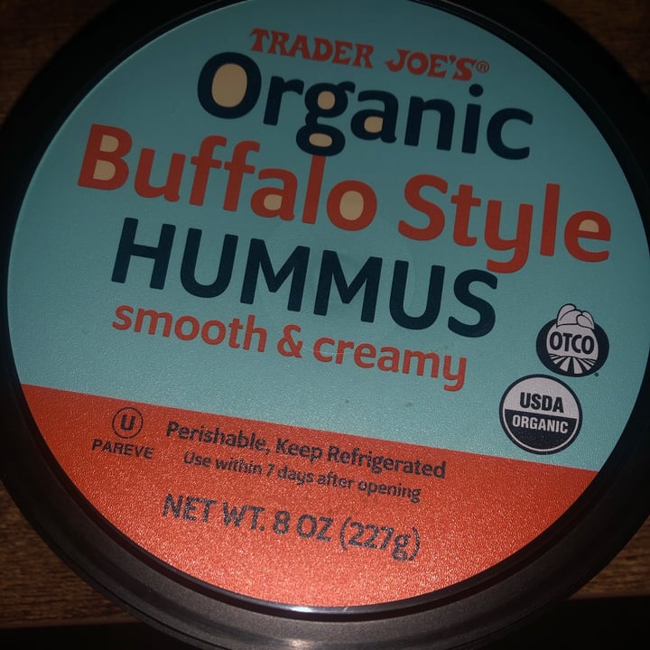photo of Trader Joe's Organic Buffalo Style Hummus shared by @lovetower22forever on  19 Apr 2021 - review