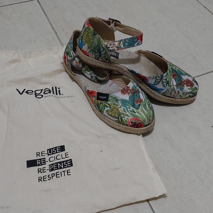 review photo of Vegalli Shoes Bota adventure shared by @vivimetzker on 08 May 2022 - review