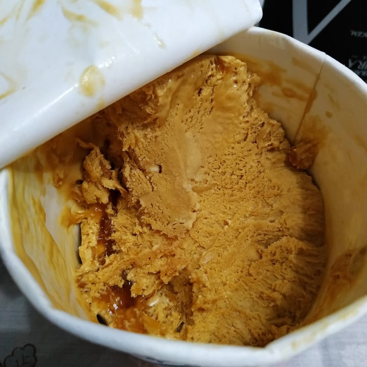 review photo of VClub Gelado de caramelo salgado e macadâmia shared by @martarosario17 on 23 Jul 2022 - review