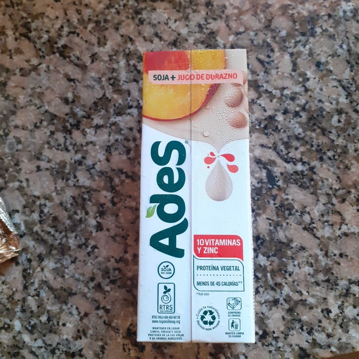 photo of Ades Leche de Soja sabor Durazno shared by @micccasosa on  18 Feb 2021 - review