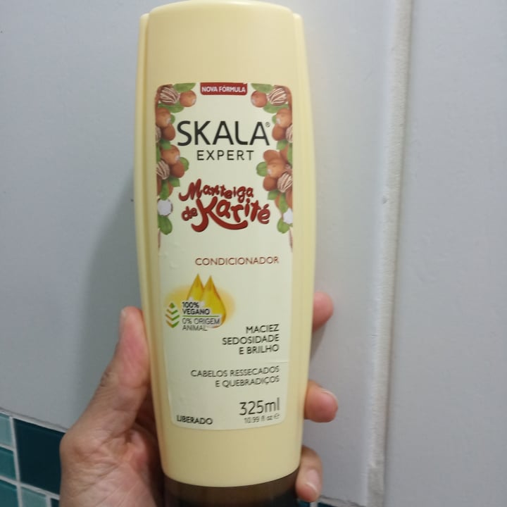 photo of Skala Condicionador Manteiga de Karitê shared by @giselecastrogi on  12 May 2022 - review