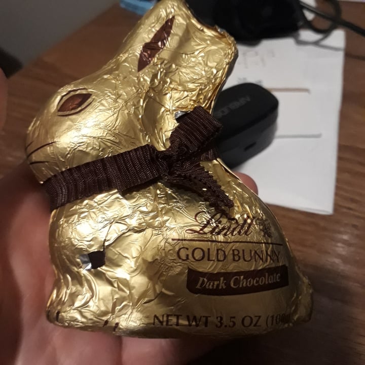 review photo of Lindt Gold Bunny Dark Chocolate shared by @m5giora on 21 Apr 2022 - review