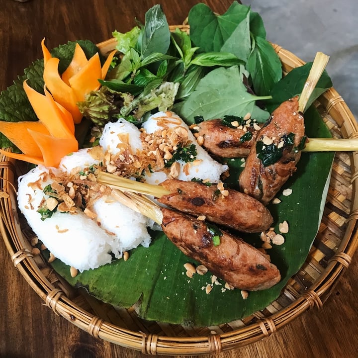 photo of Shamballa Vegetarian Restaurant & Tea House Bánh Hỏi shared by @trangdang on  07 Jan 2020 - review