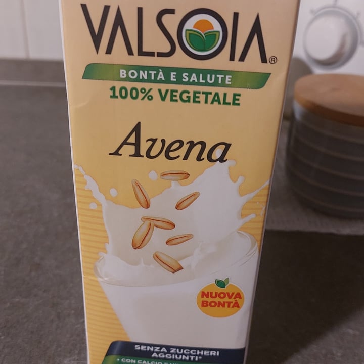 photo of Valsoia bevanda vegetale all'avena shared by @eleonorabarbieri on  10 Oct 2022 - review