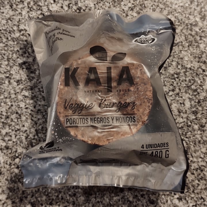 photo of Kaia Natural Foods Hamburguesa De Porotos Negros Y Hongos shared by @vaninaza on  11 Nov 2022 - review