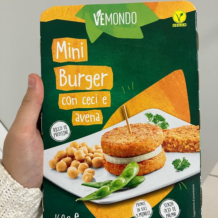 review photo of Vemondo mini burger Agli Spinaci shared by @francialberti1998 on 05 Oct 2022 - review