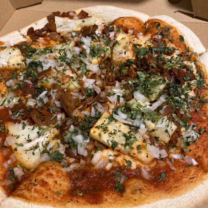 photo of Salvaxe Pizza Pastor shared by @amandagm on  04 Jan 2021 - review