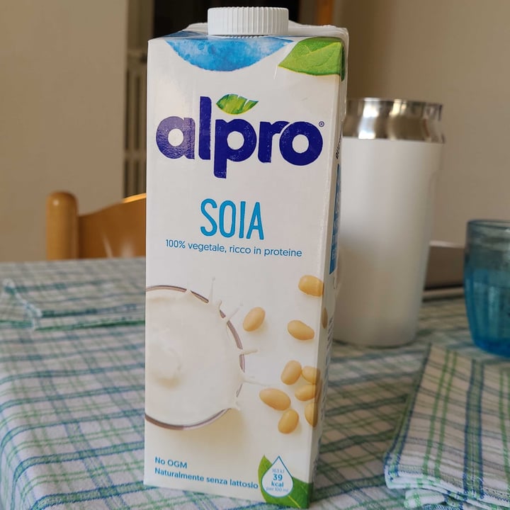 review photo of Alpro Soia Milk shared by @michinanni on 13 Mar 2022 - review