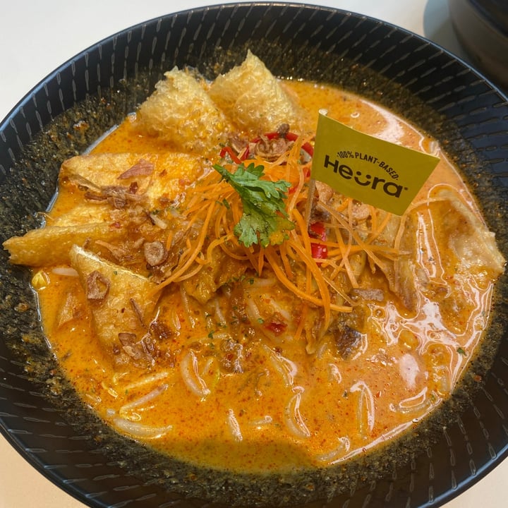 review photo of Green Common Singapore Heura Chicken Laksa shared by @sneezeha on 20 Jul 2021 - review