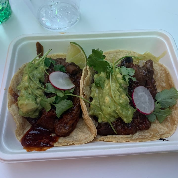 photo of Surfin´ Tacos Tacos Tinga de setas shared by @iribarne on  09 Mar 2021 - review