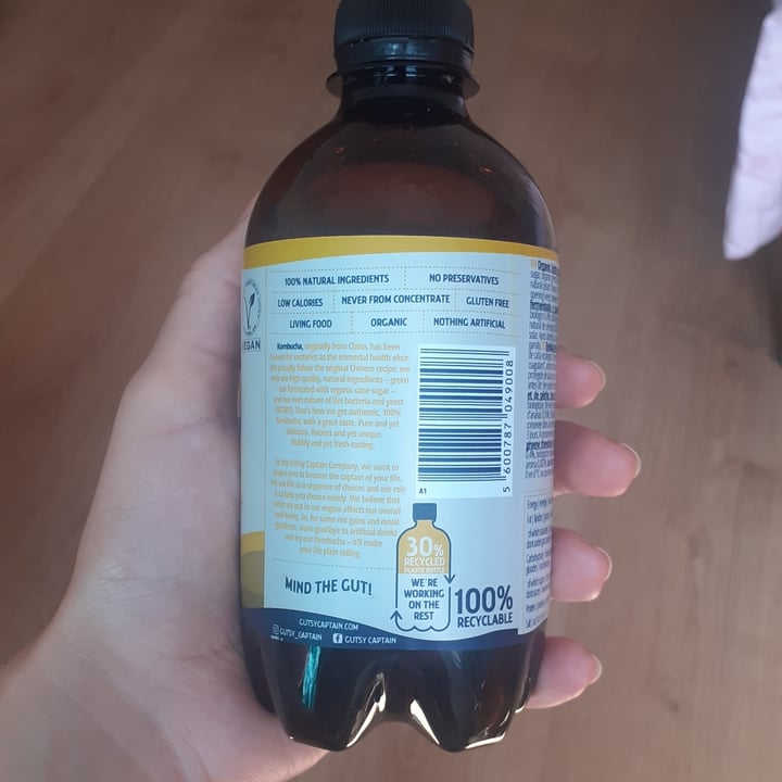 review photo of The Gutsy Captain Captain Kombucha - Pineapple Peach Splash shared by @sophcarvalho on 22 May 2022 - review