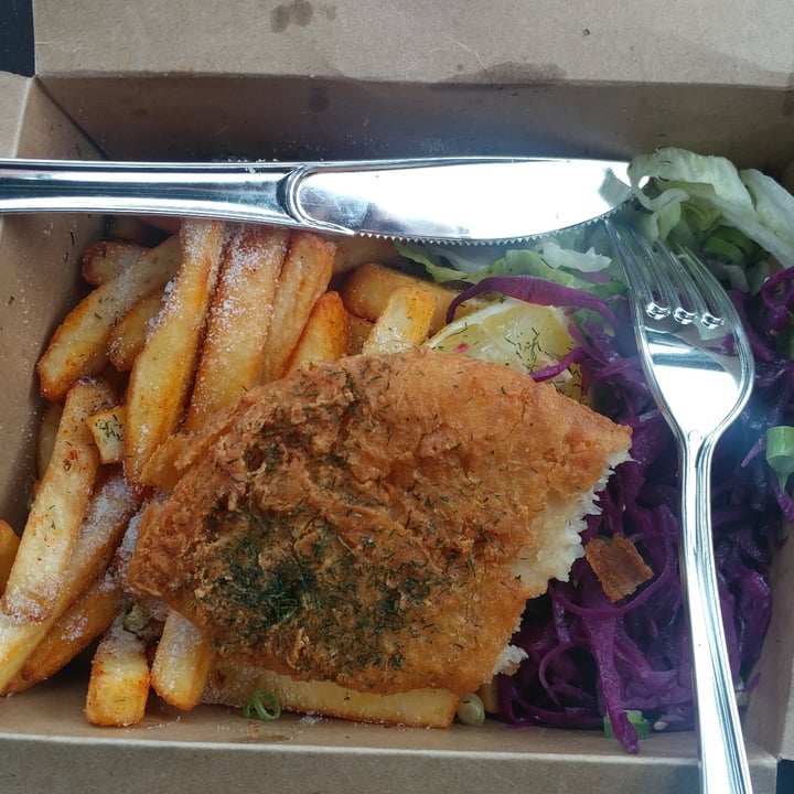 photo of iGoVegan Vegan Fish & Chips shared by @eamoose on  14 Feb 2022 - review
