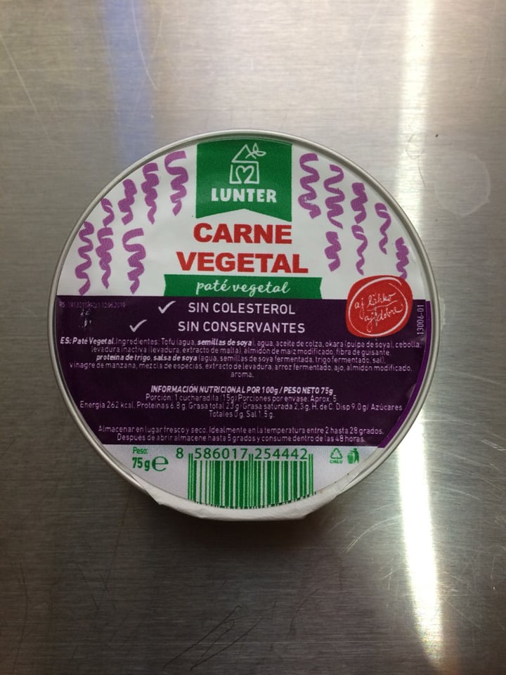photo of Lunter Pate Vegetal Sabor Carne Vegetal shared by @educhefvegan on  26 Jan 2020 - review