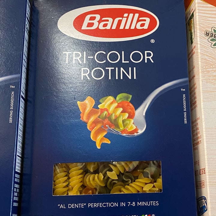 photo of Barilla Tri-color rotini shared by @clamastra on  14 Mar 2022 - review