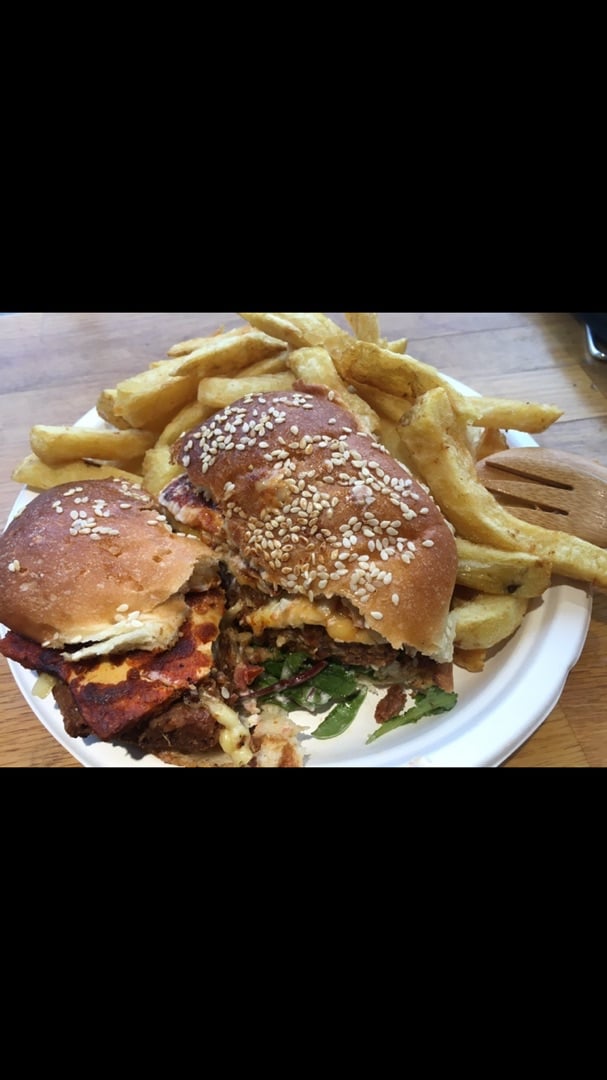 photo of Vish Shop veginity burger shared by @bellahm on  28 Apr 2020 - review