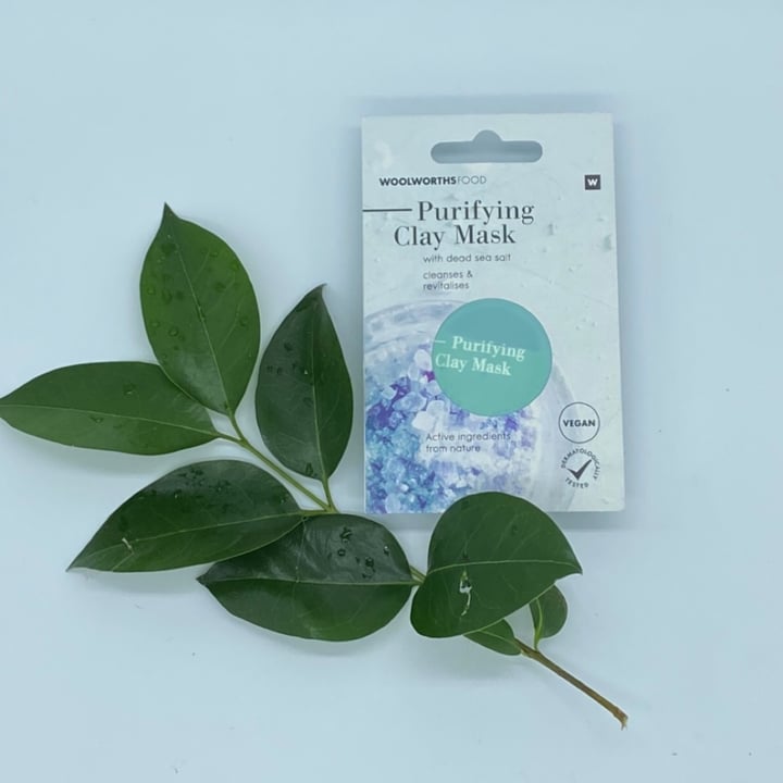 photo of Woolworths Purifying Clay Mask- with added sea salt shared by @ftc on  16 Sep 2021 - review