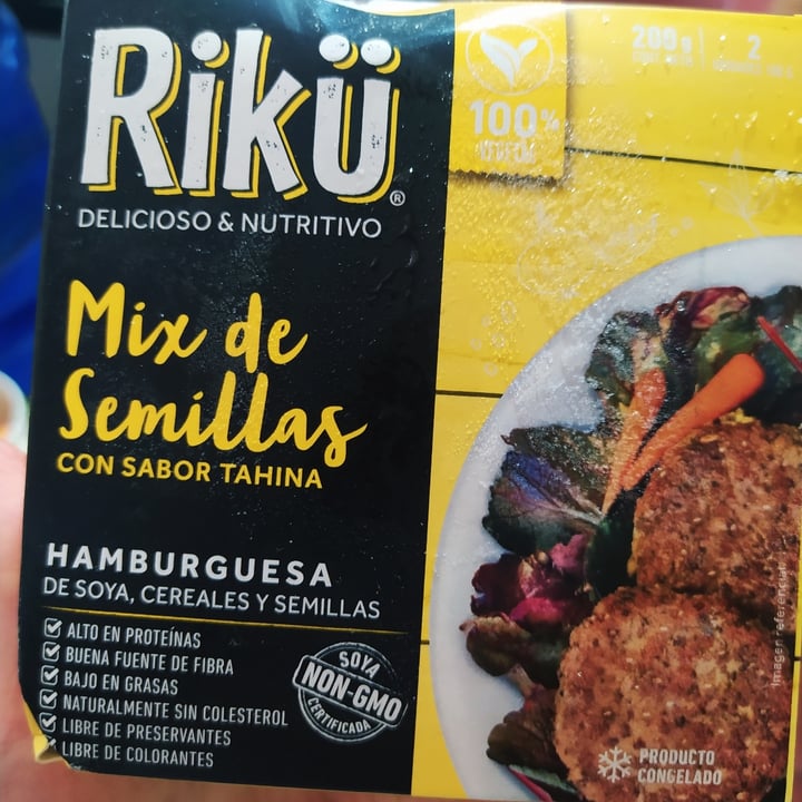 photo of Rikü Hamburguesa de mix de semillas shared by @catacalmate on  18 Nov 2021 - review