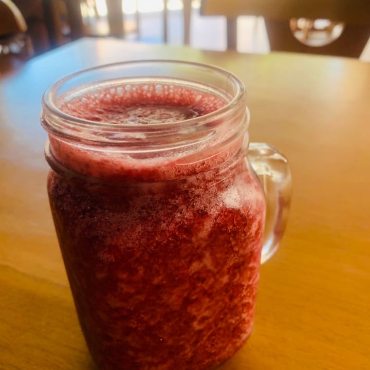 photo of Sow Restaurante Special Juice De Boa (Suco) shared by @paulinhavarjao on  25 Apr 2022 - review