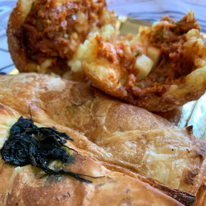 review photo of Bar Dolcezza di Cuscunà Temistocle Sfoglia Agli Spinaci shared by @thatval on 27 Nov 2021 - review