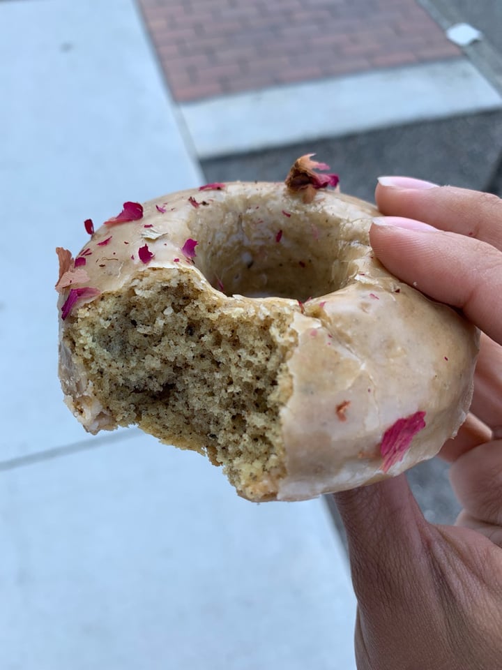 review photo of Cartems Donuts Earl Grey Donut shared by @alaine on 25 Aug 2019 - review