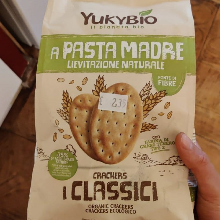 photo of Yukybio Crackers A Pasta Madre shared by @fede85 on  28 Apr 2022 - review