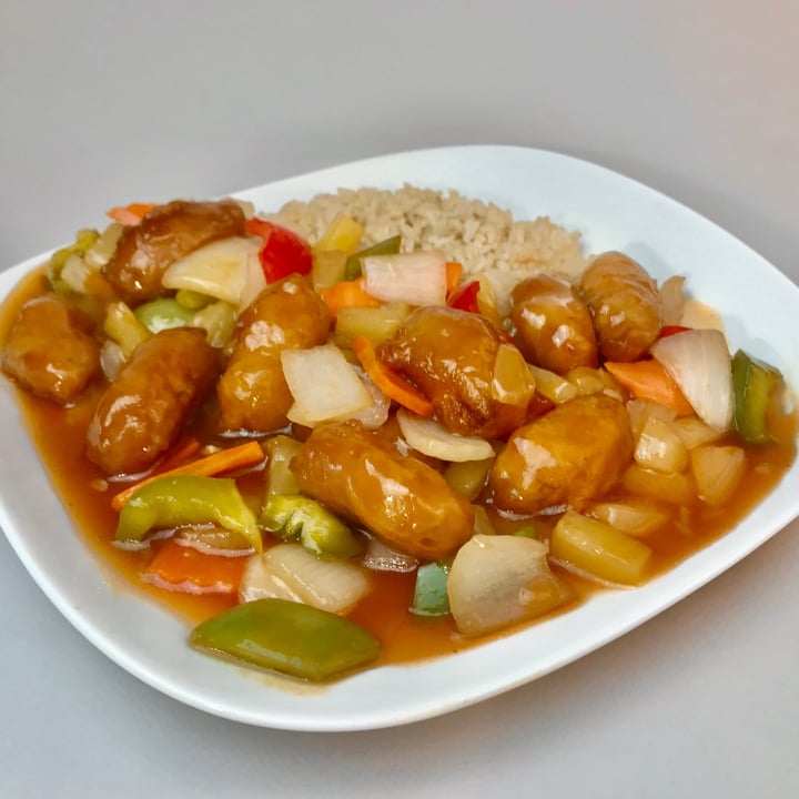 photo of Loving Hut Sweet and Sour Divine shared by @pdxveg on  25 Mar 2021 - review