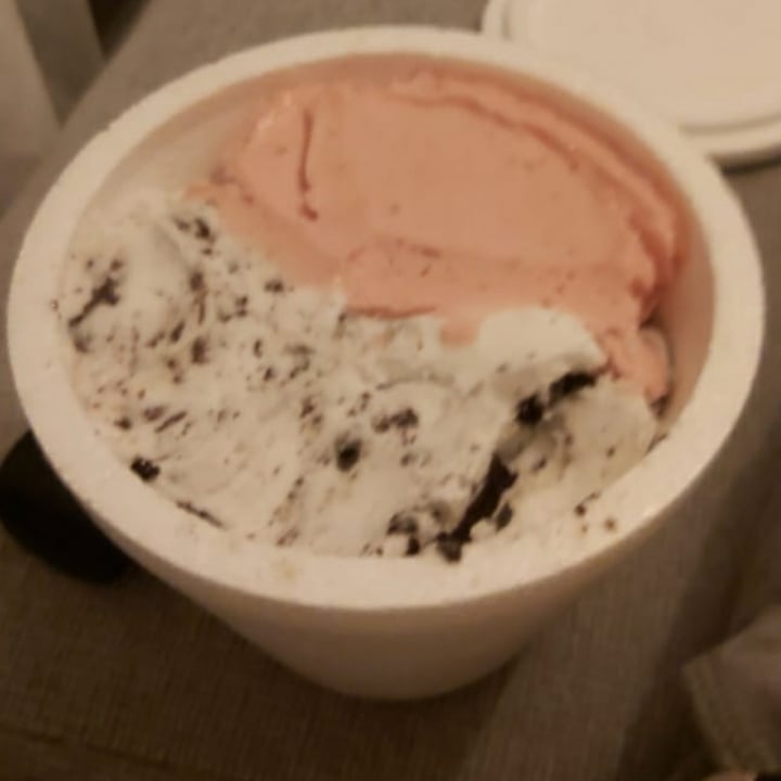 review photo of PISHKO QENTI HELADERIA ARTESANAL Helado shared by @juli on 21 Oct 2020 - review