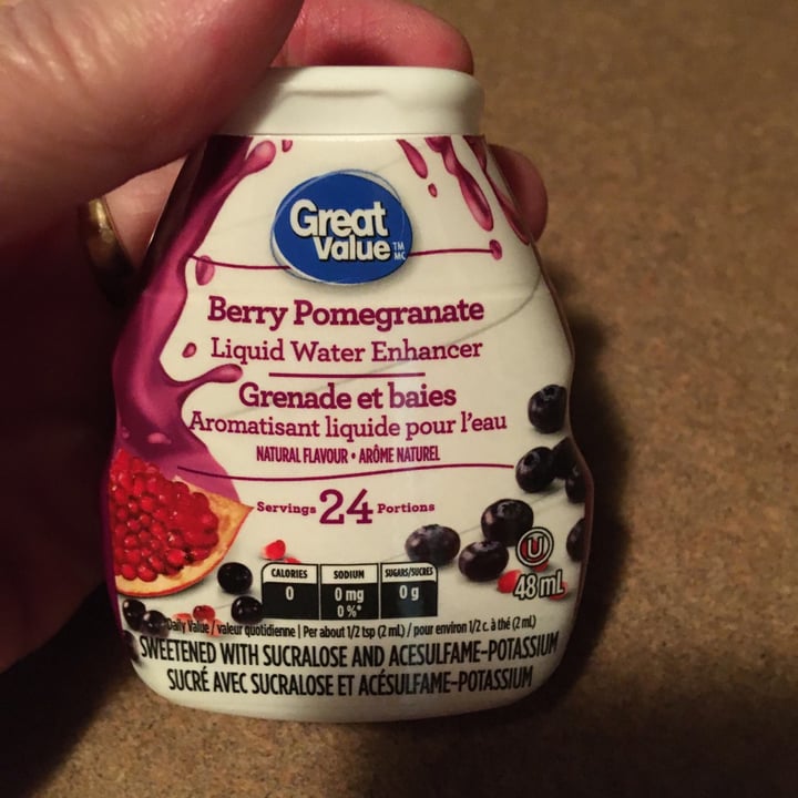 review photo of Great Value Berry pomegranate shared by @susandunn on 27 Jun 2021 - review