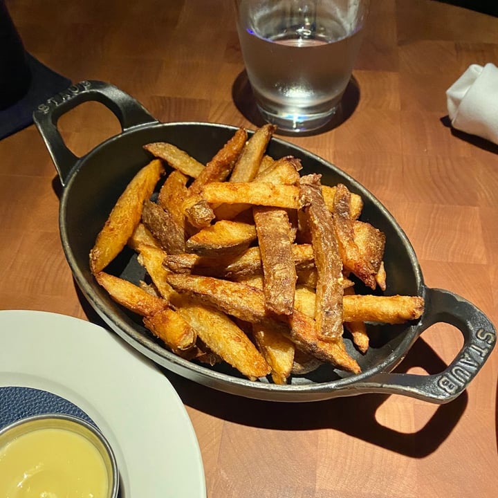 photo of Blue Label Pizza & Wine Hand Cut Fries shared by @summerong on  24 Nov 2020 - review