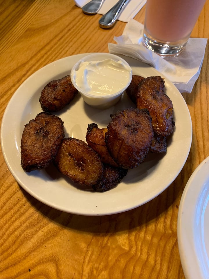 photo of Valencia Luncheria Fried Plantains shared by @nickleversace on  06 Aug 2019 - review