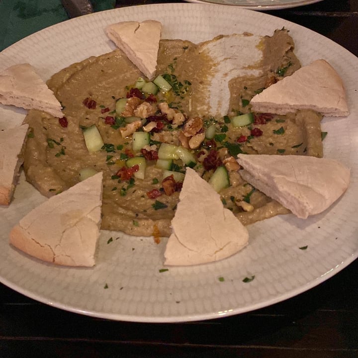 review photo of Bistro Árbol Babaganoush shared by @glorig on 17 Sep 2022 - review