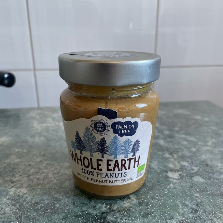 photo of Whole Earth Almond butter - smooth shared by @veronicabarberio on  18 Sep 2022 - review