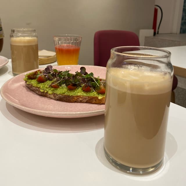 Foto do prato “Café Con Leite De Avea”