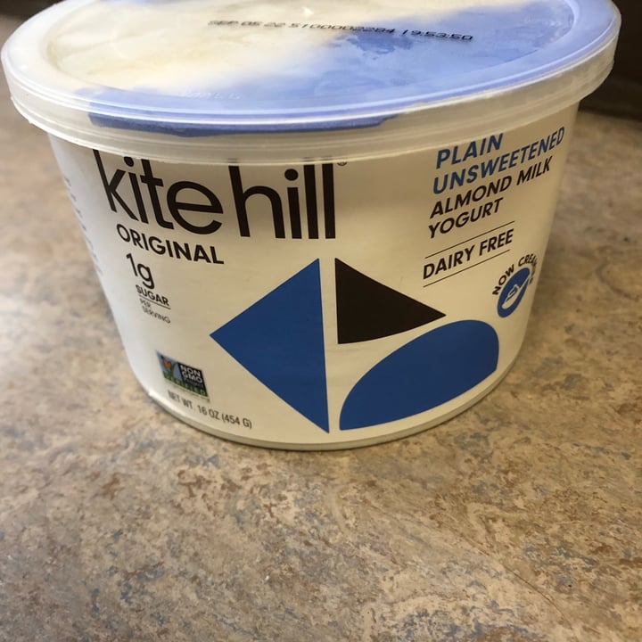 photo of Kite Hill Plain Unsweetened Almond Milk yogurt shared by @lstem on  31 Jul 2022 - review