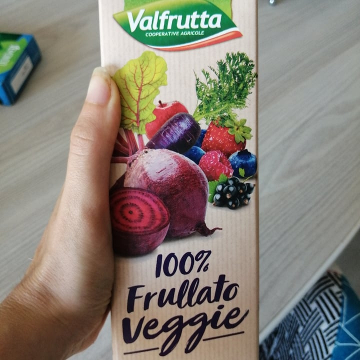 photo of Valfrutta 100% Frullato Veggie Frutti di Bosco Barbabietola Carota Nera shared by @mona88 on  18 Jun 2022 - review