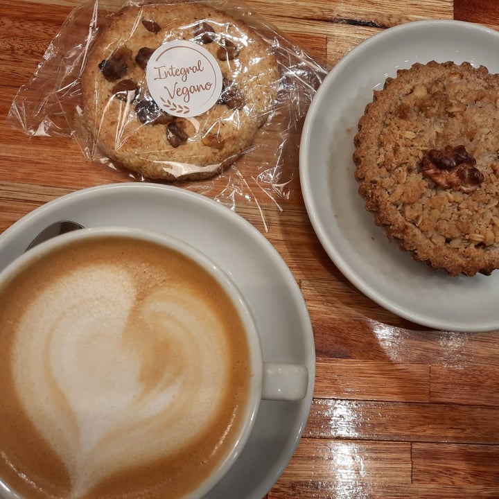 review photo of Rüya Coffee Store Latte Caramel - Crumble - Cookie shared by @lulucia on 19 Mar 2022 - review