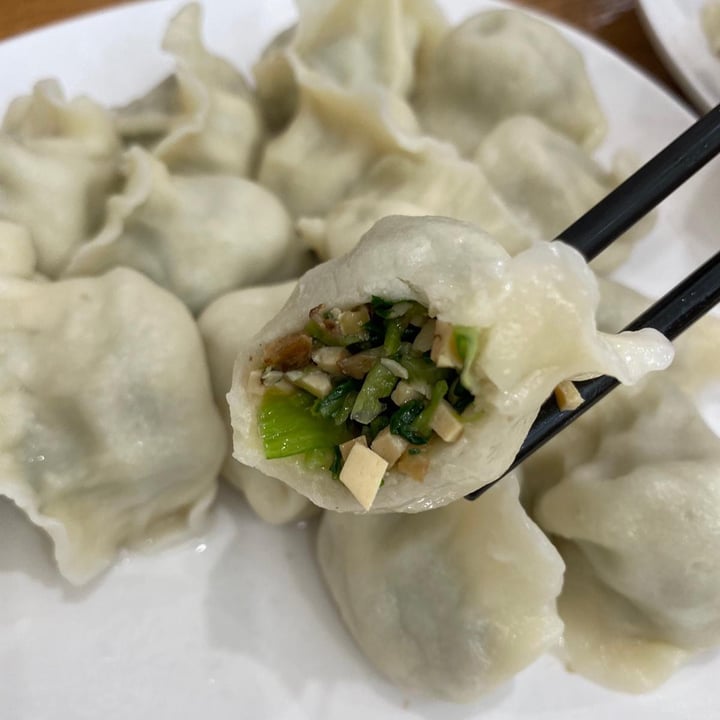 review photo of Dumpling King Restaurant No. 2 Vegetarian Dumplings shared by @egglings on 27 Oct 2020 - review