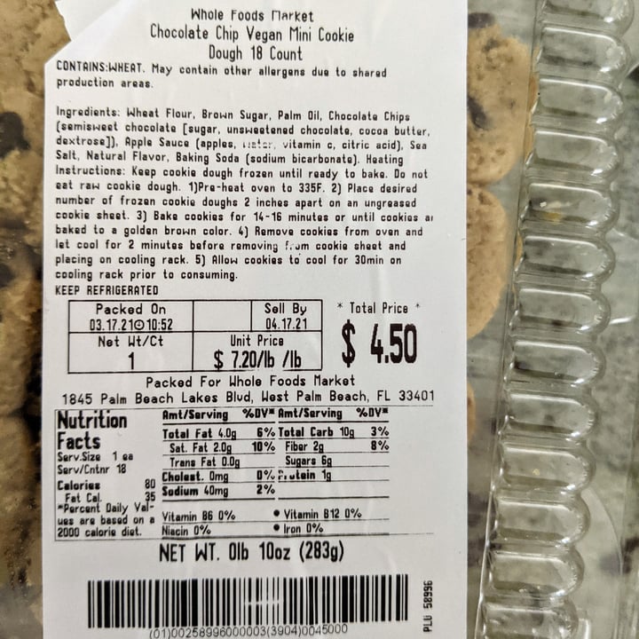 photo of Whole Foods bakery Vegan Mini Chocolate Chip Cookies shared by @lafferty81 on  02 Apr 2021 - review