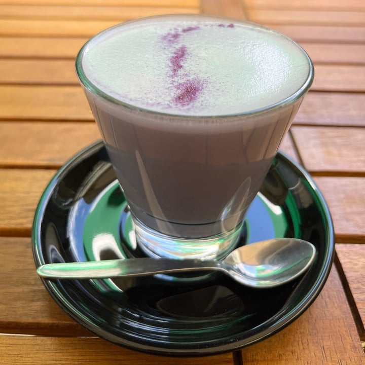 photo of Dosage Cafe Sweet Potato Latte (Vegan) shared by @queen on  07 Dec 2021 - review